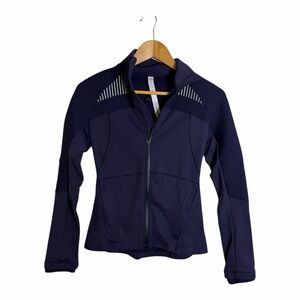 Lululemon Women’s Chill Going Strong Navy Reflective Jacket 4